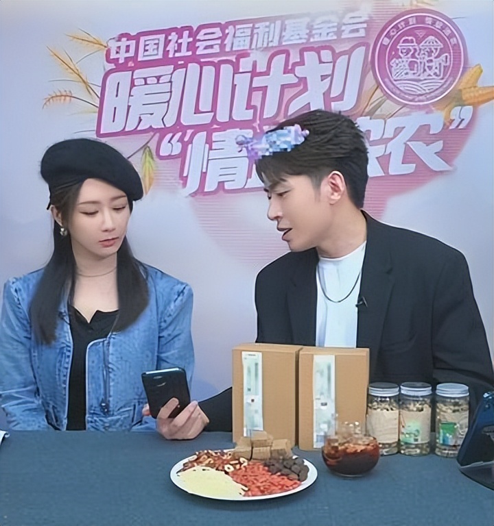 娱乐八卦中的网红有哪些-_顶级网红收入高不高_网红直播带货收入排行