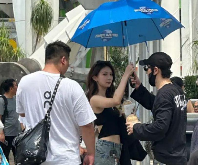 黄晓明新恋情 胡冉儿 黄晓明感情史_娱乐圈公布恋情的明星