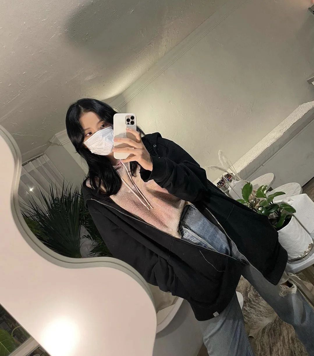 春季时尚趋势_晚装女明星_女明星红毯穿搭