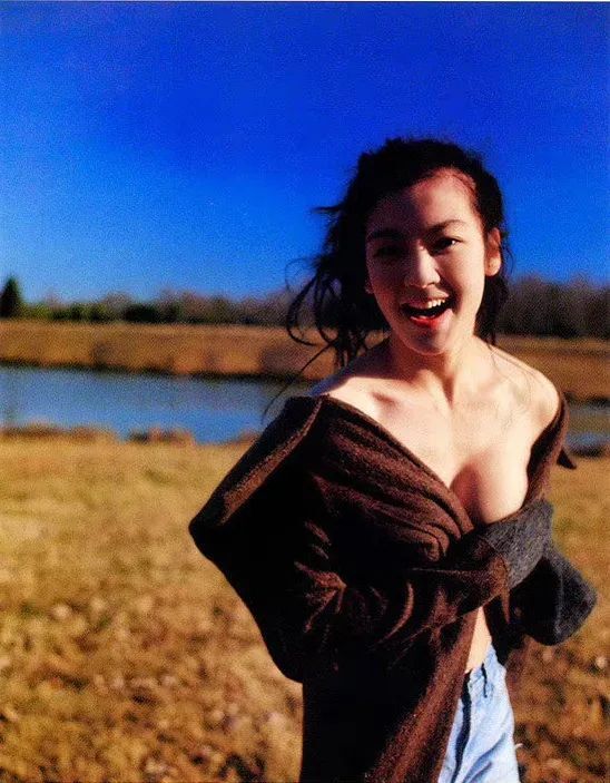 林熙蕾退出娱乐圈了吗_林熙蕾 性感女神 90年代娱乐圈